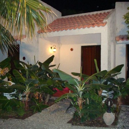 Oasis Hotel Bungalows Afandou Rhodes Exterior foto